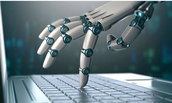 华为轮值CEO徐直军：AI将以新技术应对快速变化的世界